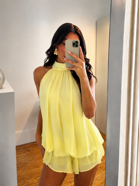 Robe Sirocco jaune pastel fluide avec col montant élégant - collection Tapage ☀️💛